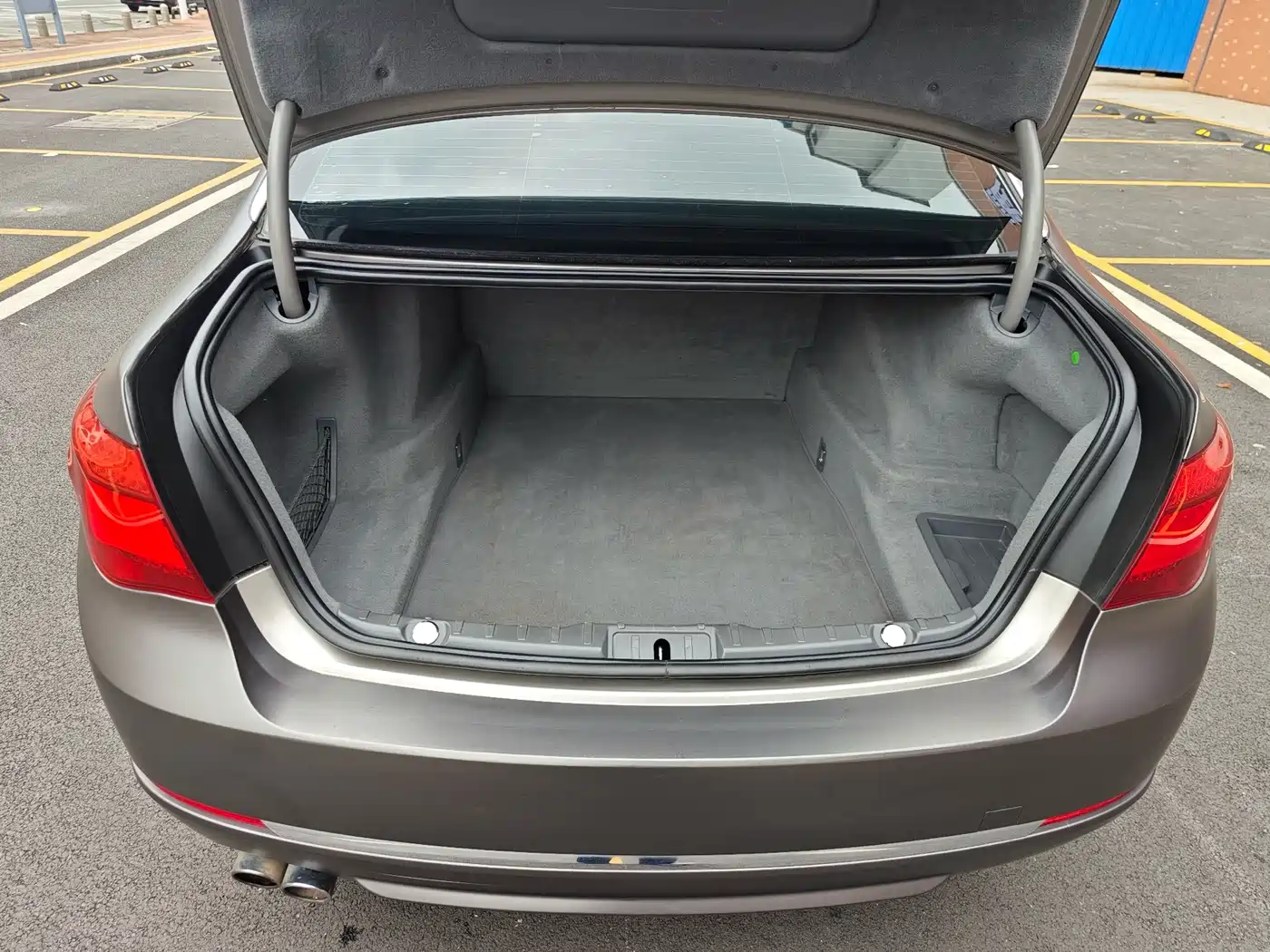 BMW 7 Series 2014 730Li Premium фото 17