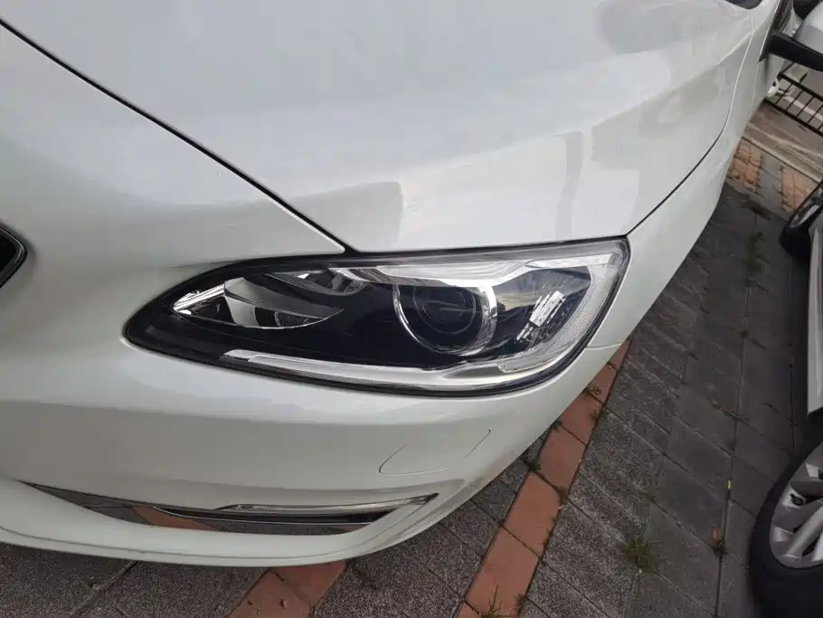 Фото 5 - Volvo S60