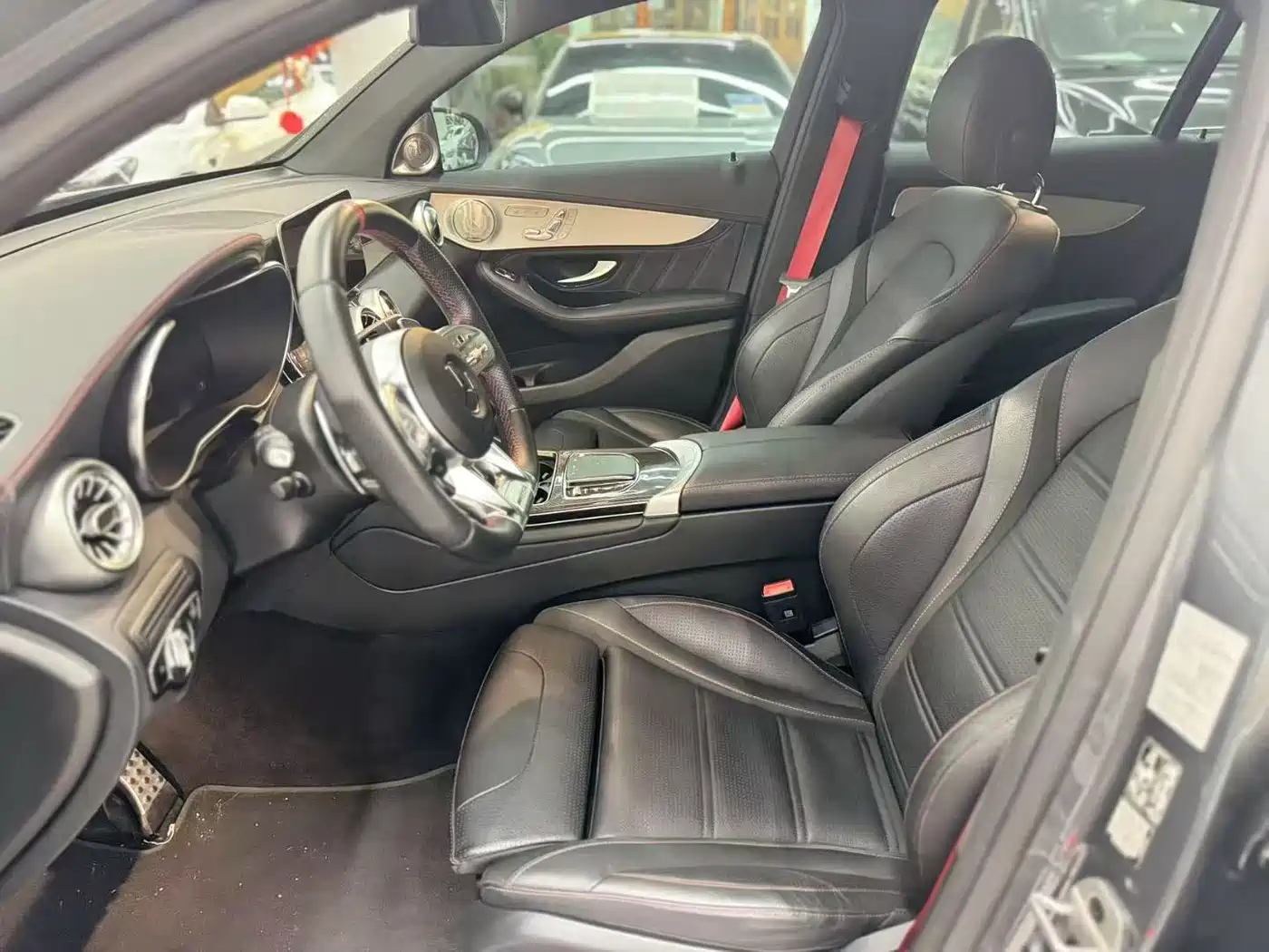 Mercedes-Benz GLC Coupe AMG 2023 AMG GLC 43 4MATIC Coupe SUV фото 7