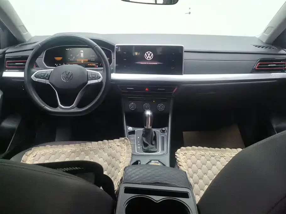 Volkswagen Lavida 2023 300TSI DSG Starlight Full Comfort Edition фото 12