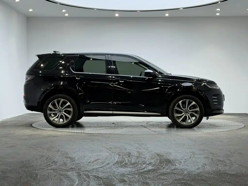 صورة 4 - Land Rover Discovery Sport