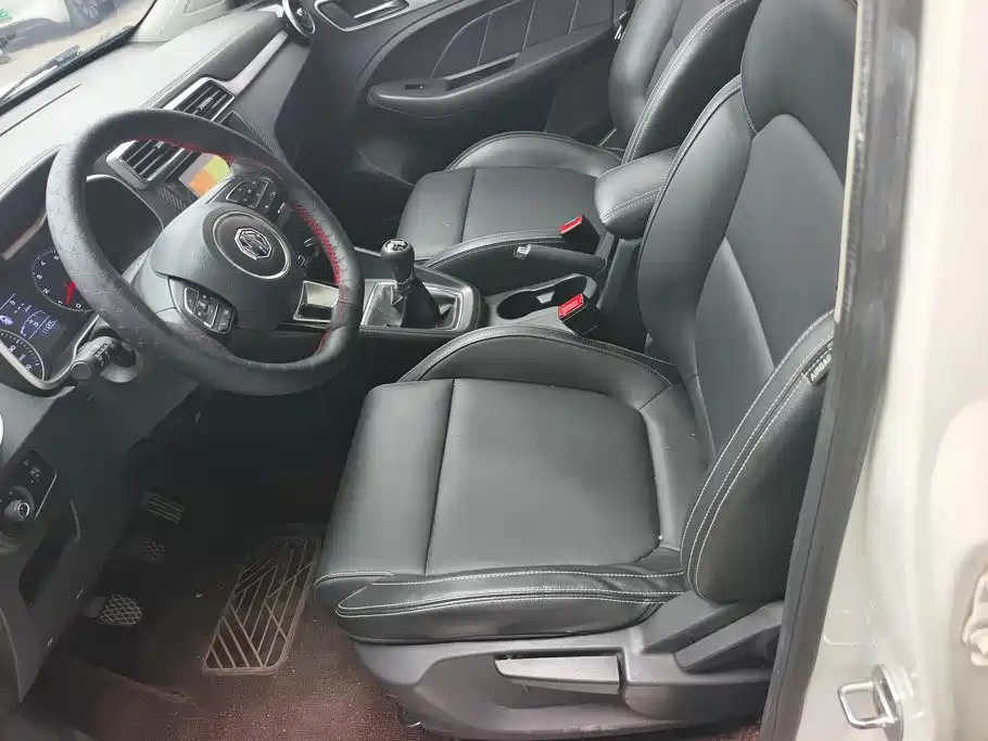 MG ZS 2017 2017 1.5L Manual Premium Internet Edition
