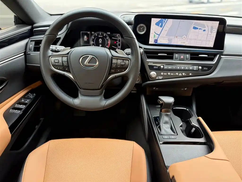 Lexus ES 2023 200 Excellence Edition фото 20