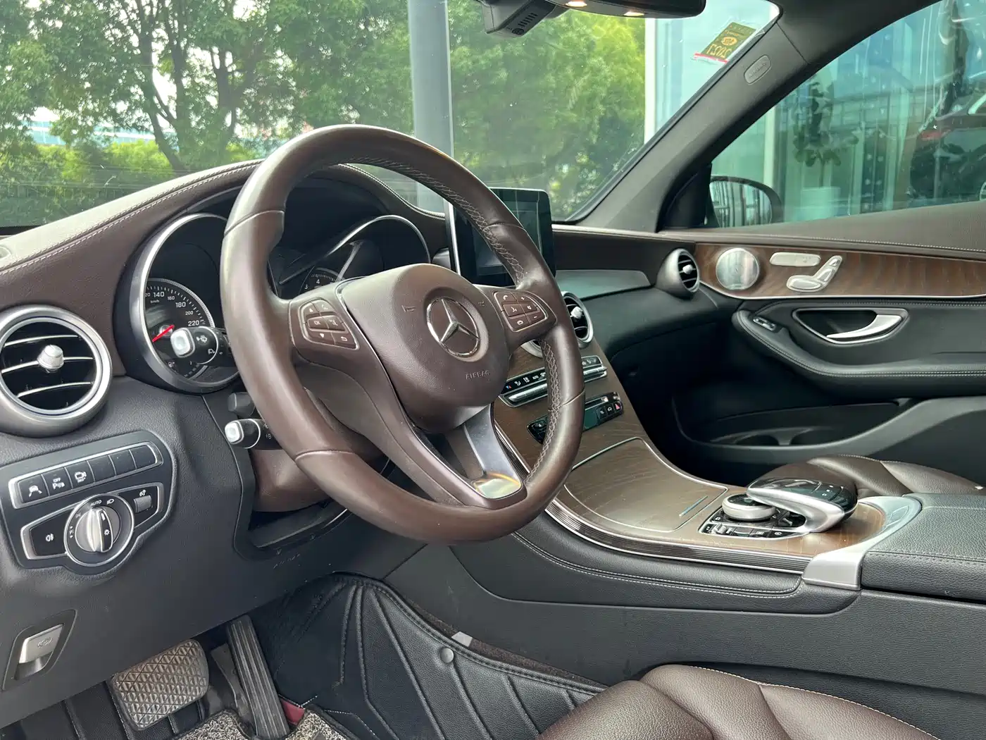 Mercedes-Benz GLC 2019 GLC 300 L 4MATIC Dynamic фото 10