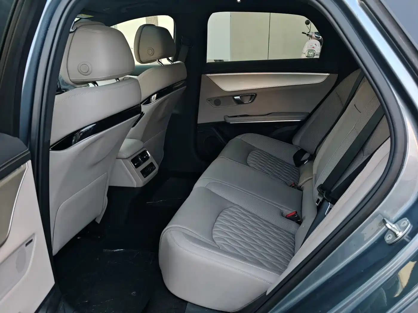 BYD Han 2025 2026 EV Intelligent Driving Edition 635KM LiDAR Flagship