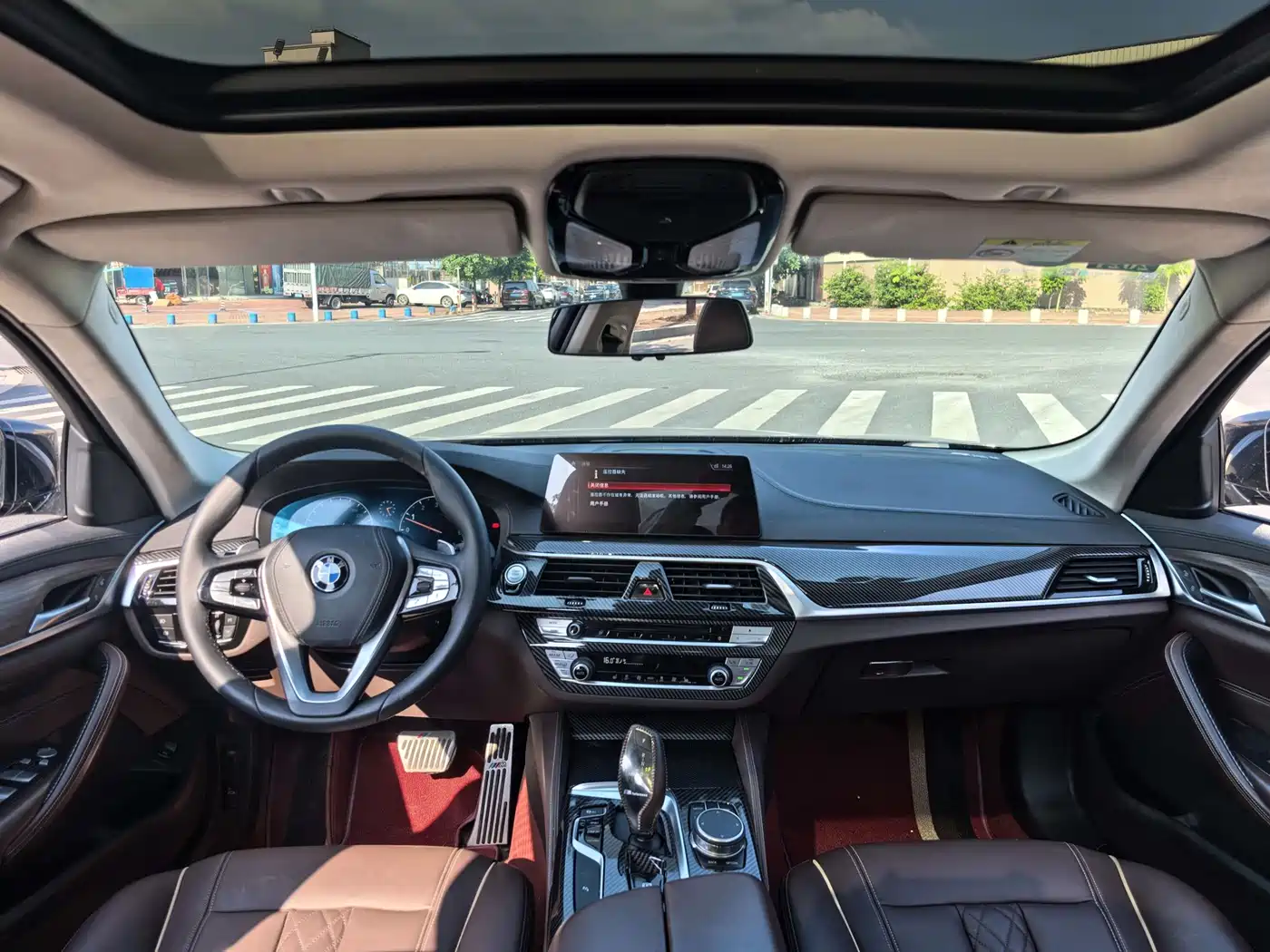 BMW 5 Series 2019 530Li Leading Luxury Package фото 8