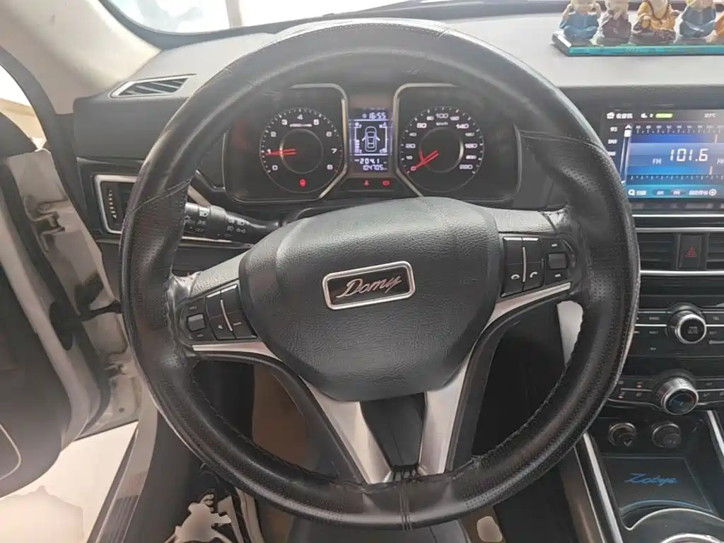 Zotye Damai X5 2017 2017 Upgrade 1.5T Manual Exclusive