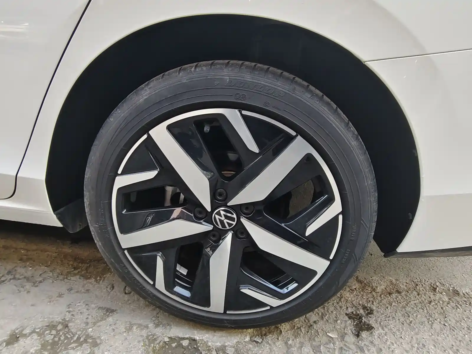 Photo 13 - Volkswagen Lamando