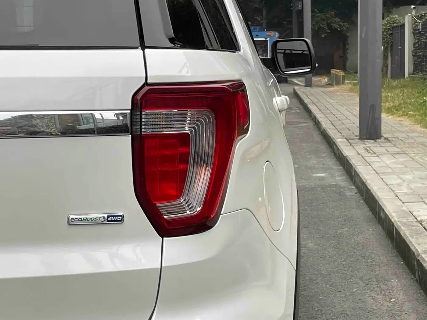 Ford Explorer (Import) 2017 2016 2.3T Trend Edition