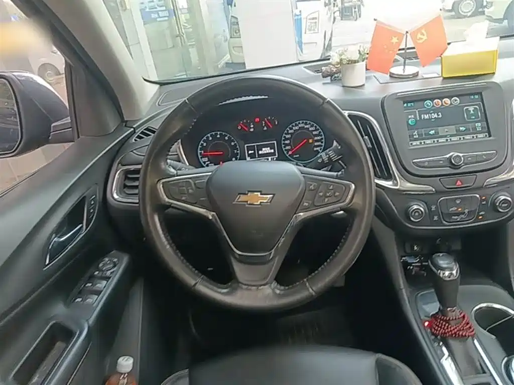 Chevrolet Equinox 2018 535T Automatic Galloping Edition фото 11