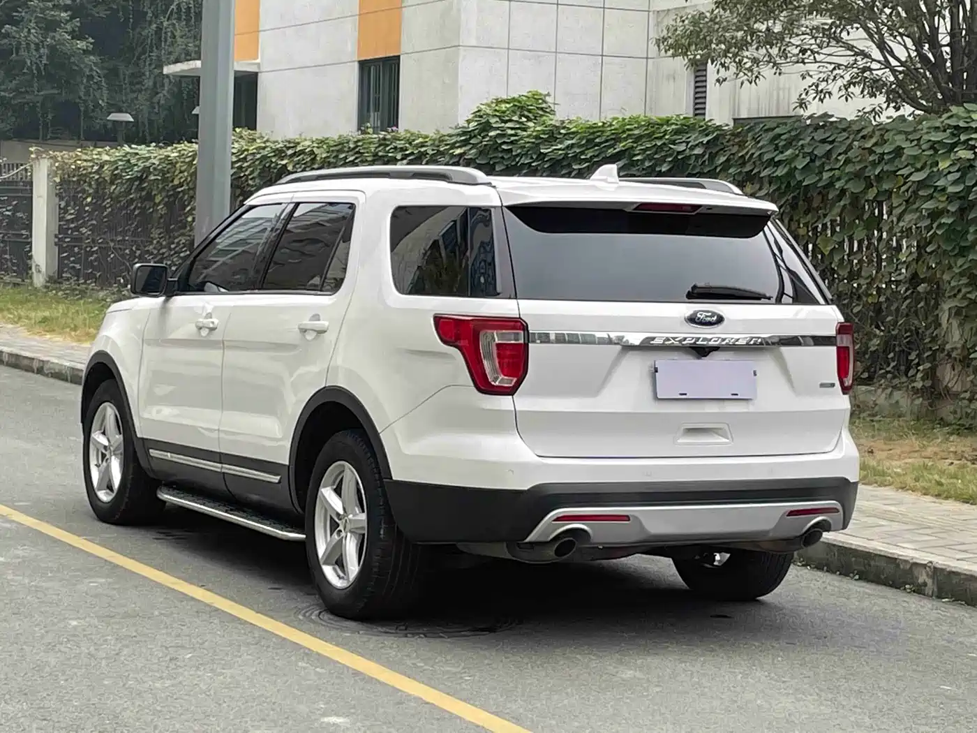 Ford Explorer (Import) 2017 2016 2.3T Trend Edition