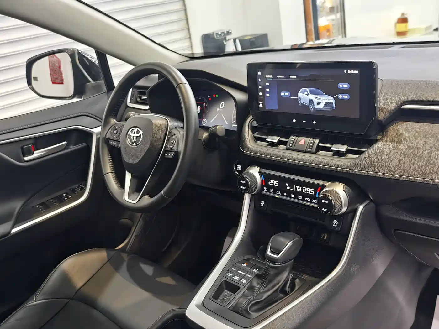 Toyota Wildlander 2023 2.0L CVT AWD Luxury PLUS фото 6