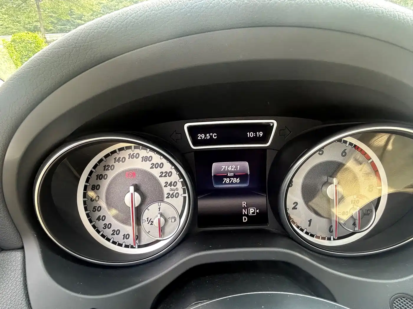 Mercedes-Benz GLA 2016 GLA 220 4MATIC Fashion фото 20