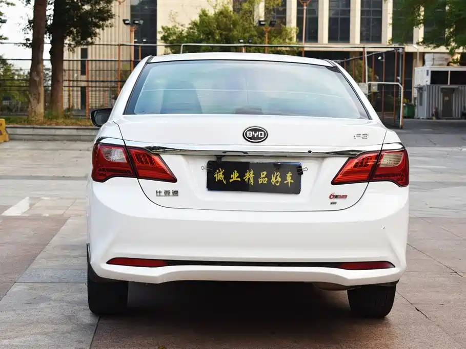 BYD F3