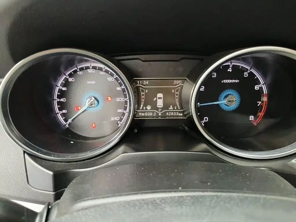Zotye SR7 2017 2016 1.5T CVT Magic Cube Heart Edition China V