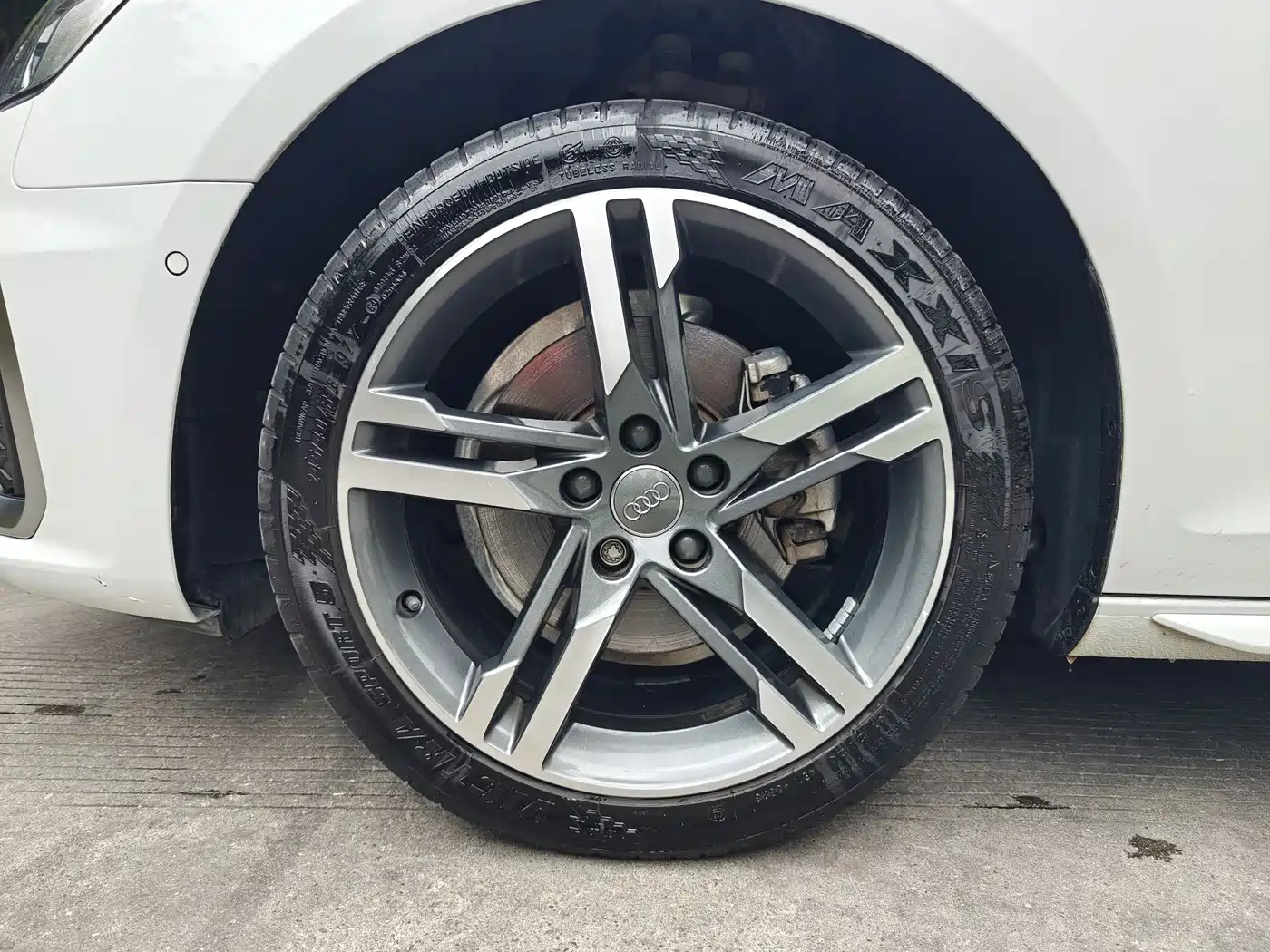 Audi A4L 2022 40 TFSI Luxury Dynamic фото 22