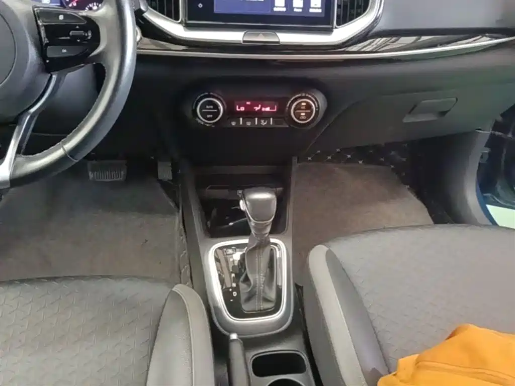 Kia KX1 2019 1.4L Automatic Fun Edition China V фото 14