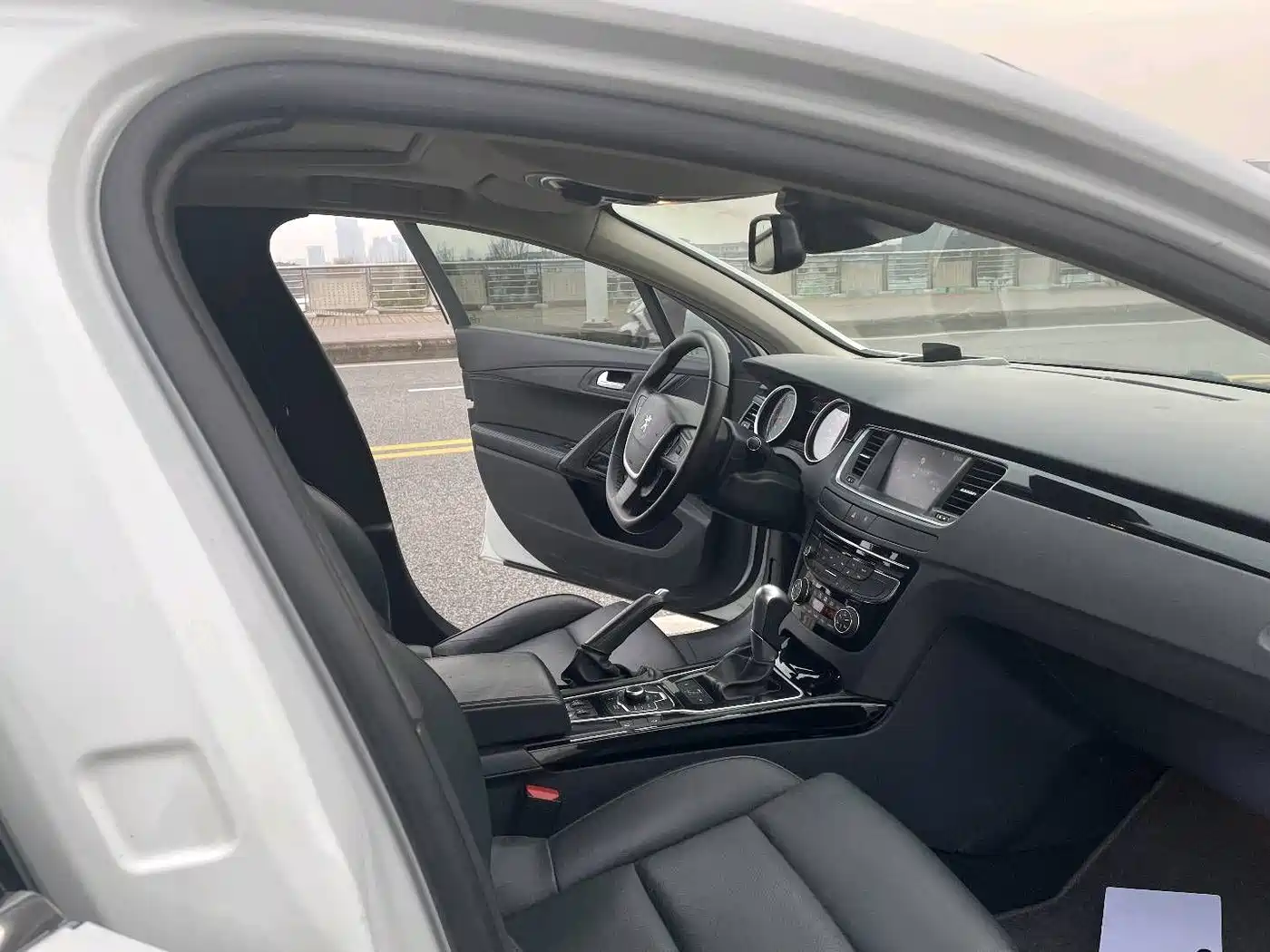 Peugeot 508 2013 2.3L Roland Garros Edition фото 16