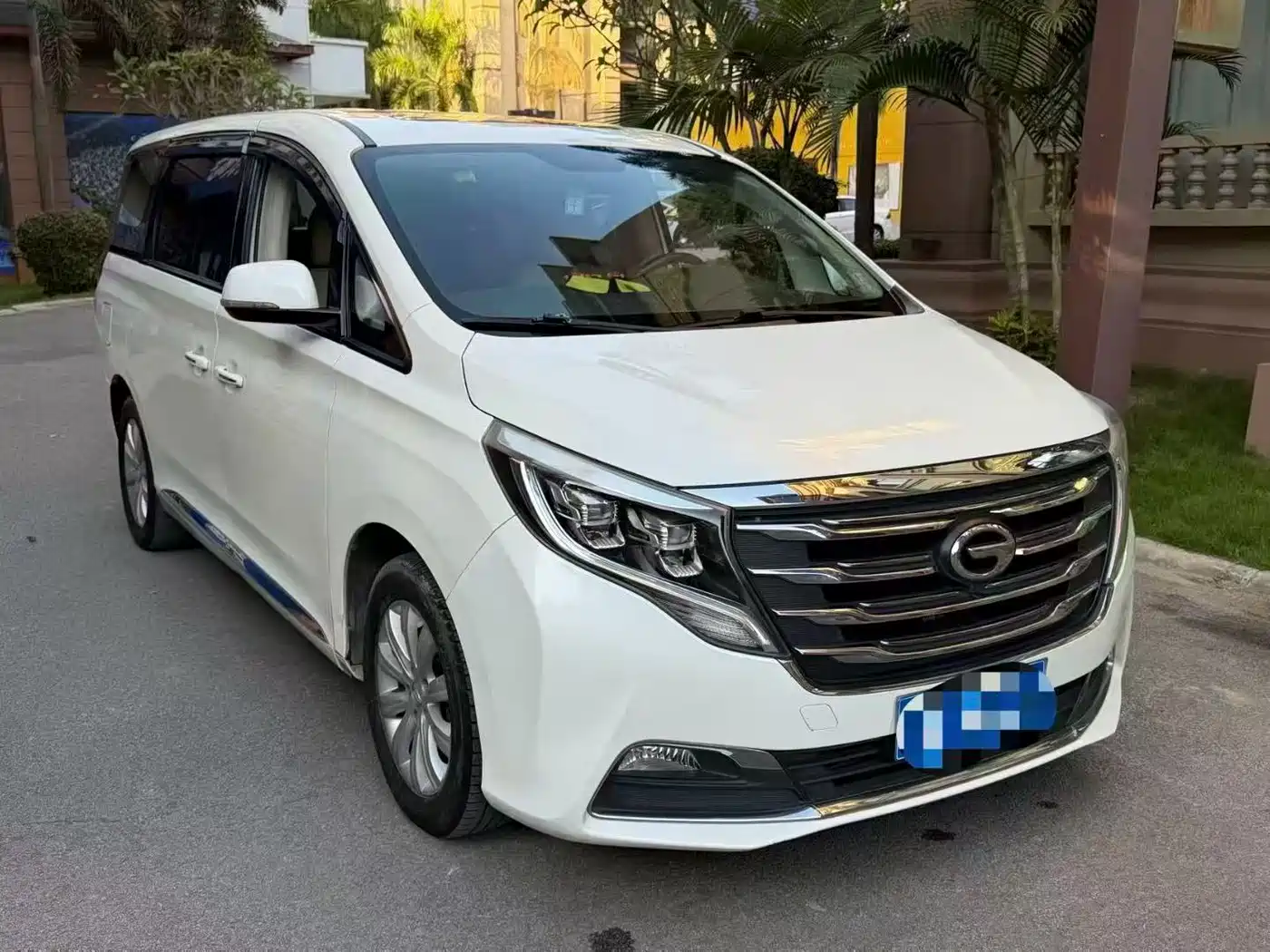 GAC Trumpchi Trumpchi M8 2018 320T Exclusive Edition