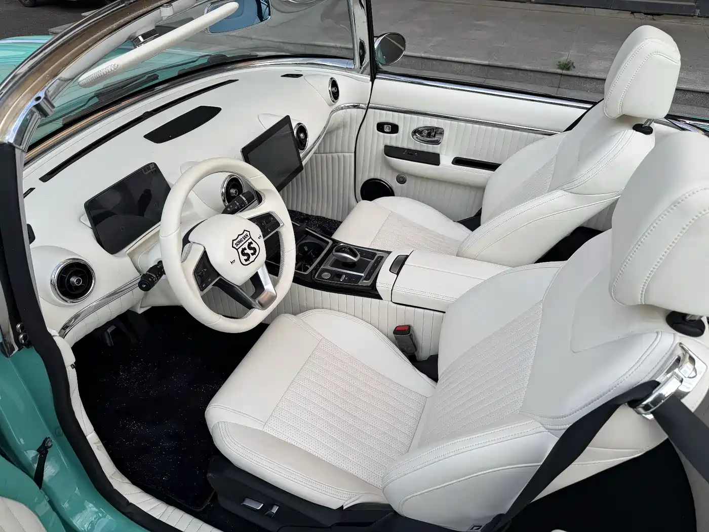 SONGSAN MOTORS SS DOLPHIN 2020, 1.5T Plug-in Hybrid Standard — автомобиль под заказ из Китая, фото 9