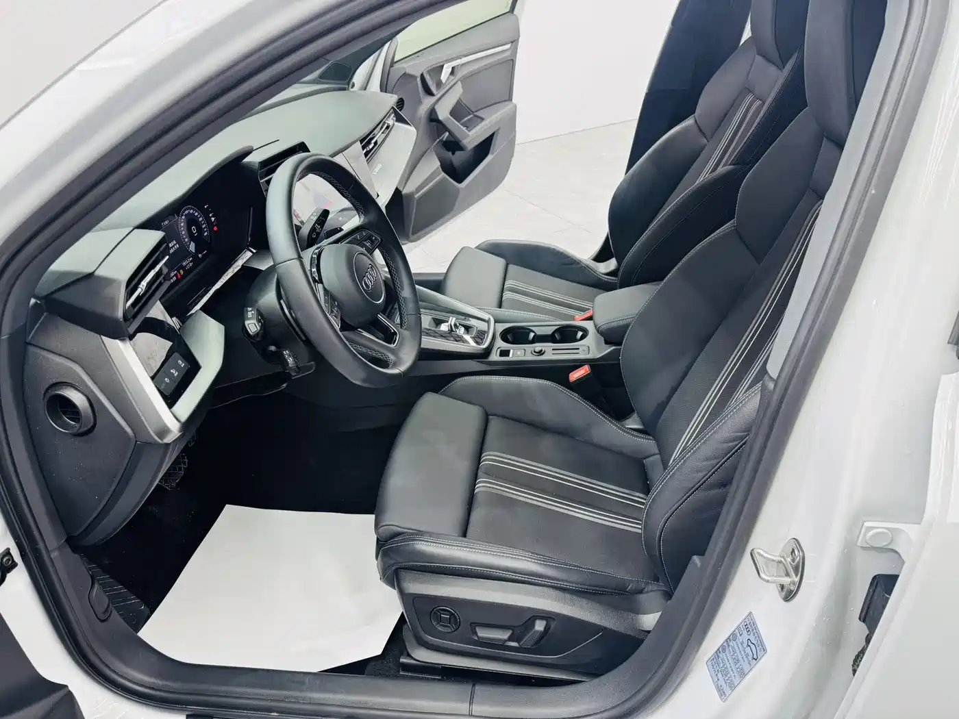 Audi A3 2022 A3L Limousine 35 TFSI Style Sport фото 4