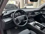 Photo 14 - Audi Q6