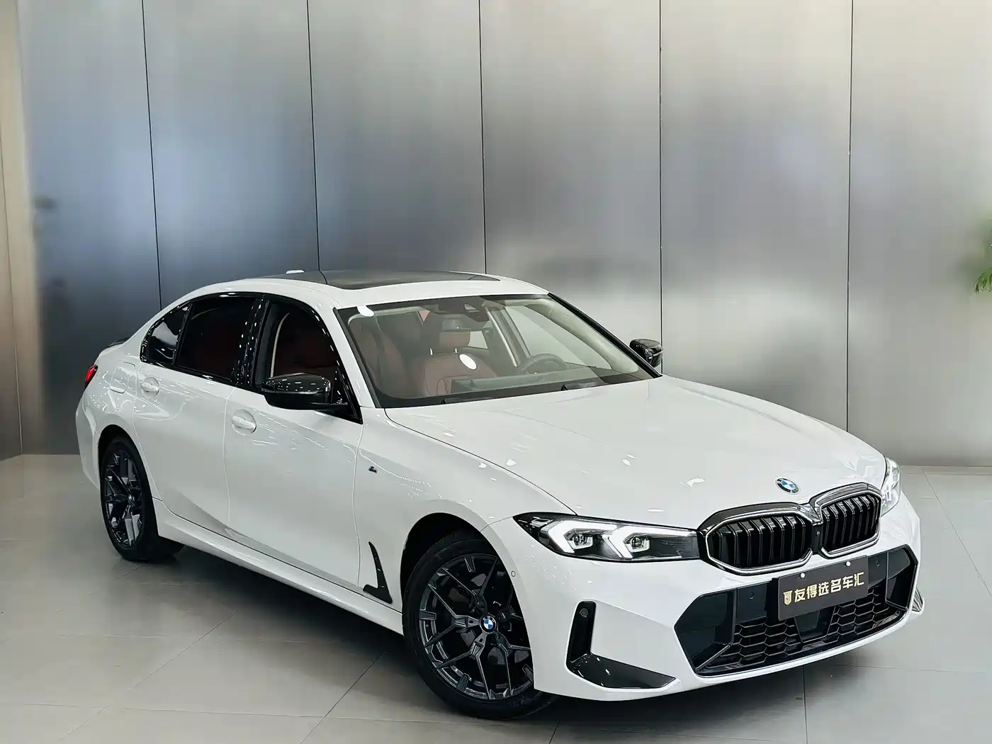 BMW 3 Series 2025 330Li M Sport Night Edition фото 3
