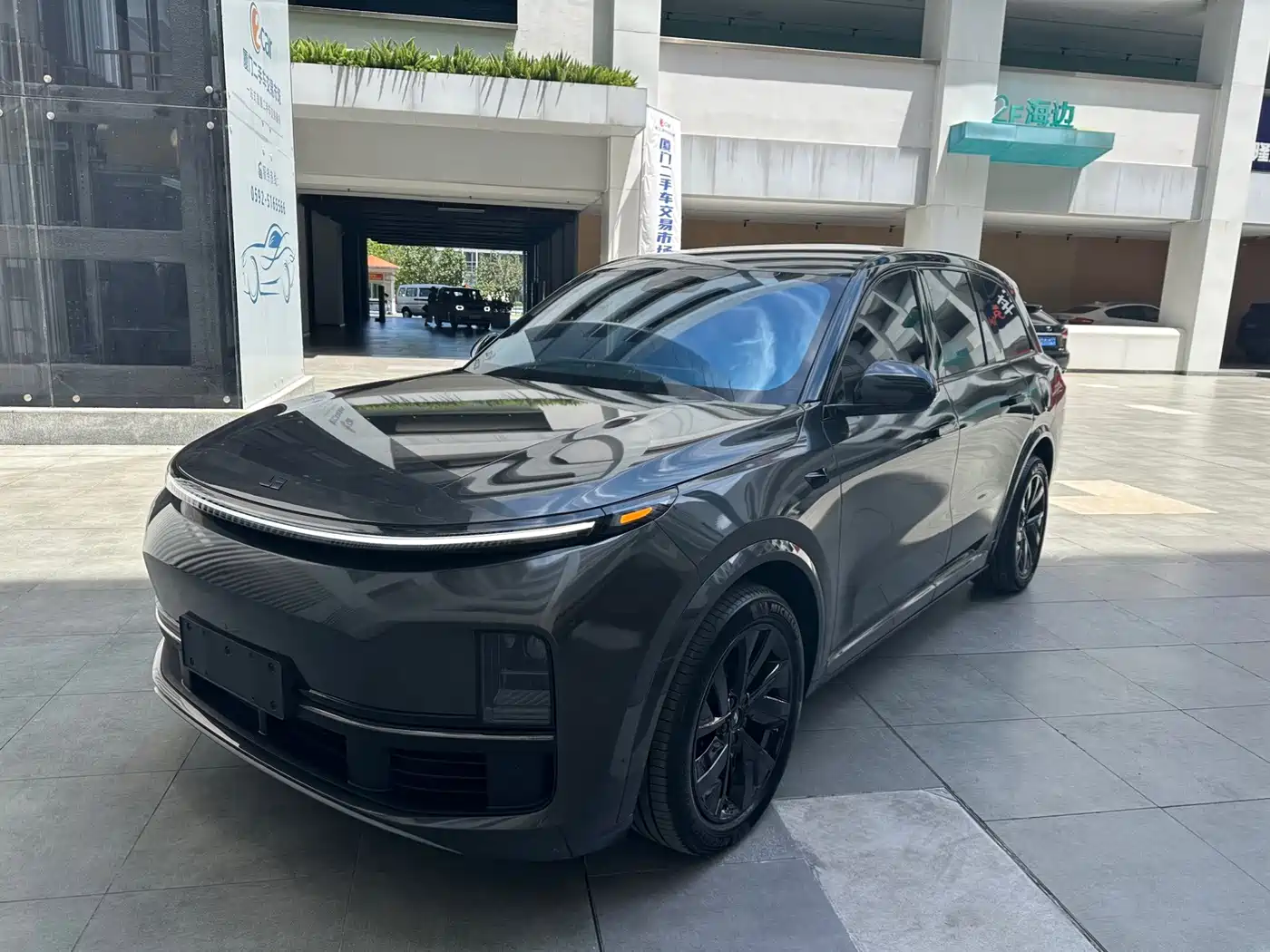 Li Auto L8 2023