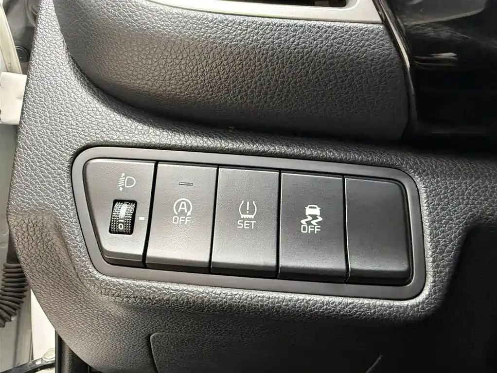 Kia KX3 Smart Run 2021 1.5L CVT Fashion Edition фото 15