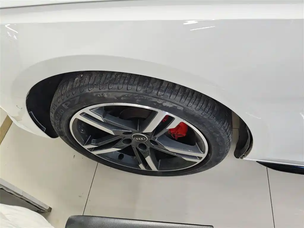 Audi A4L 2022 40 TFSI Luxury Dynamic фото 23
