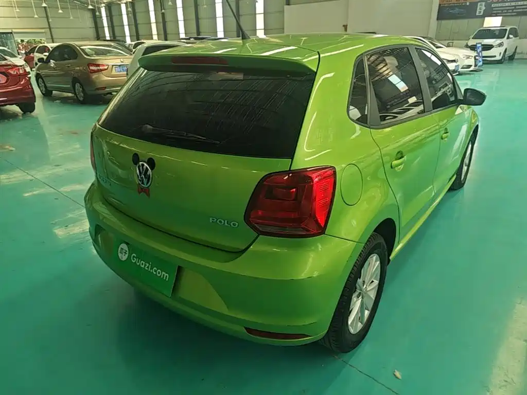 Volkswagen Polo 2016 1.4L Automatic Trend фото 7