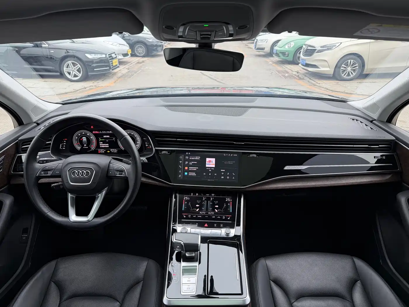 Audi Q7 2022 55 TFSI quattro S line Sport фото 7
