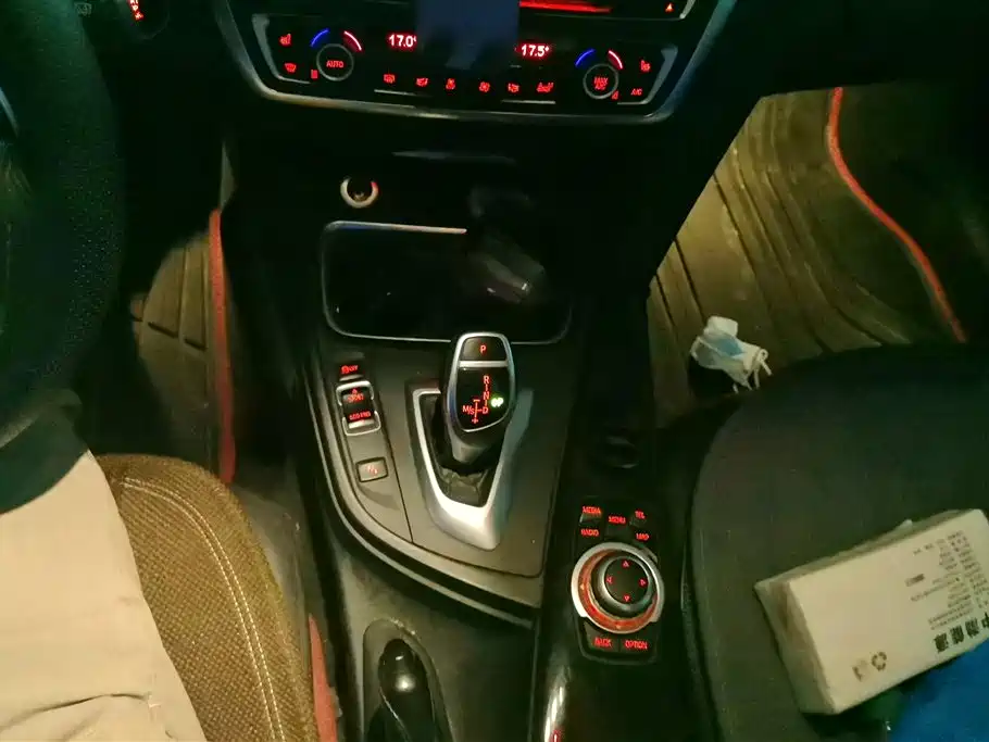 BMW 3 Series 2013 328Li Luxury Design Package фото 16