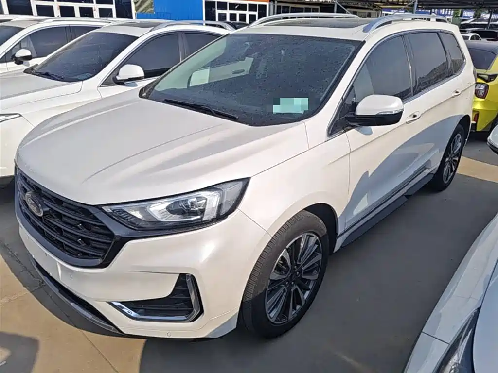 Фото 2 - Ford Edge
