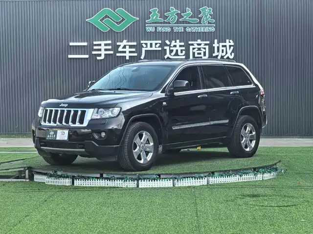 Jeep Grand Cherokee (Import) 2013 3.6L Navigation Luxury