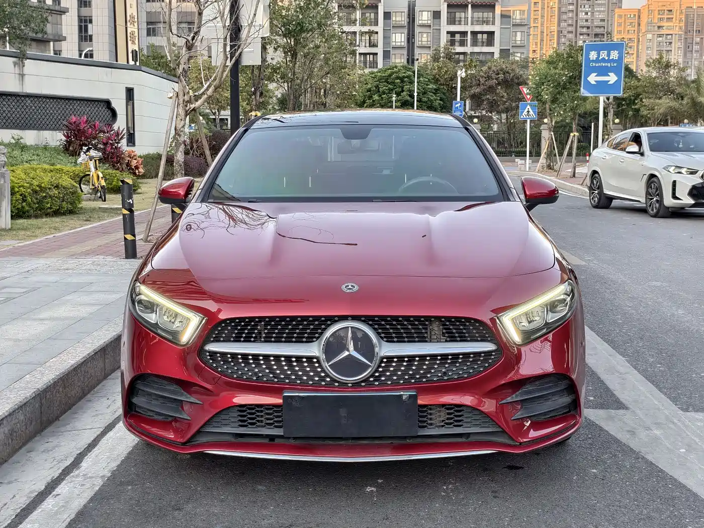 Mercedes-Benz A-Class 2019 A 200 L Sport Sedan фото 2