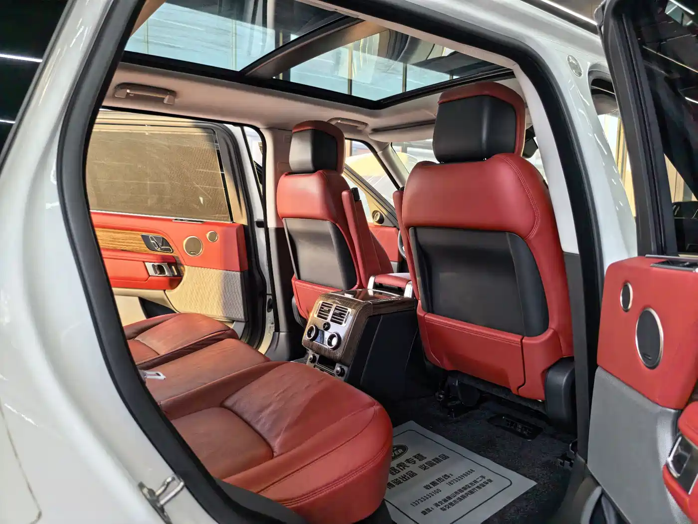 Land Rover Range Rover 2018 3.0 SC V6 Vogue SE Genesis Extended Edition фото 9
