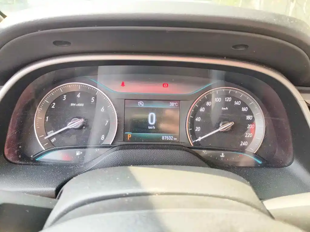 Фото 4 - Buick Excelle