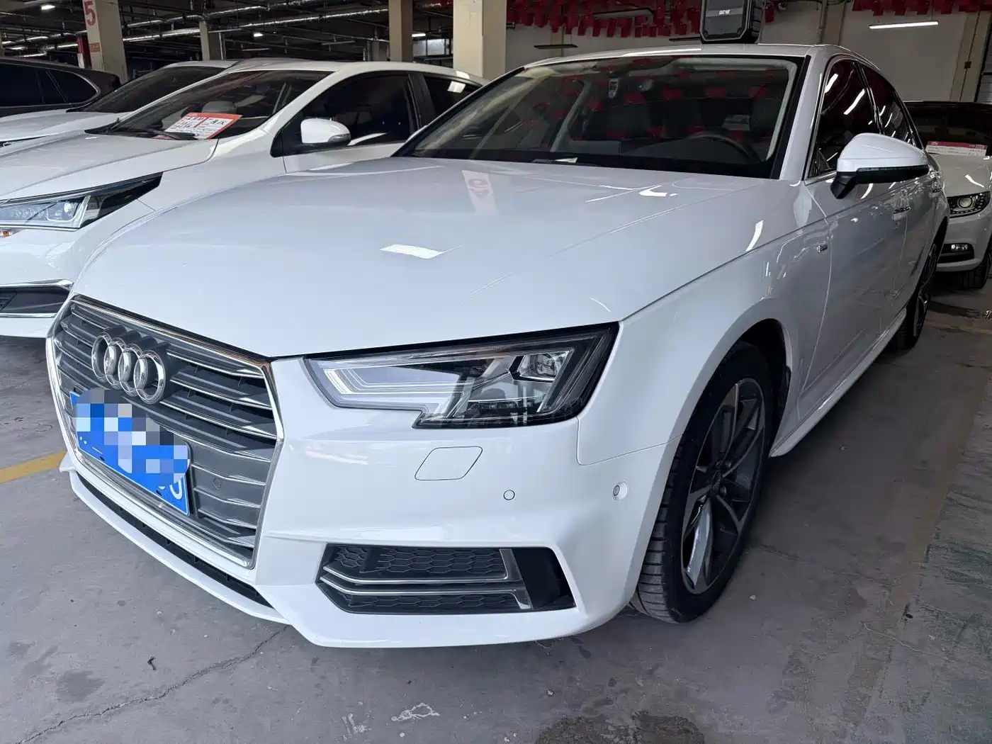 Audi A4L 2018 30th Anniversary 40 TFSI Sport