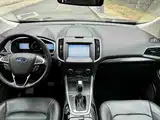 Фото 15 - Ford Edge