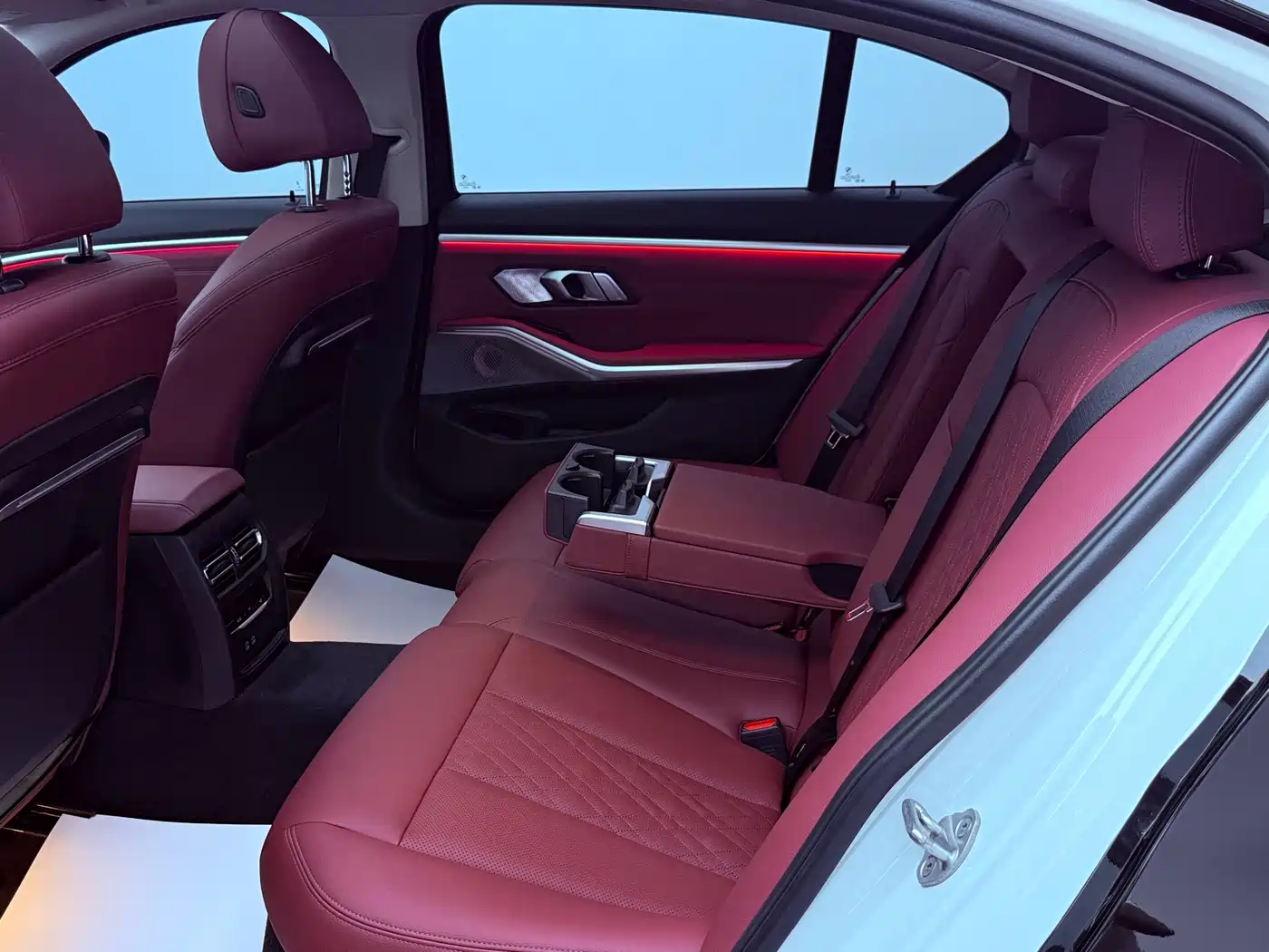 BMW 3 Series 2022 325Li M Sport Package фото 19