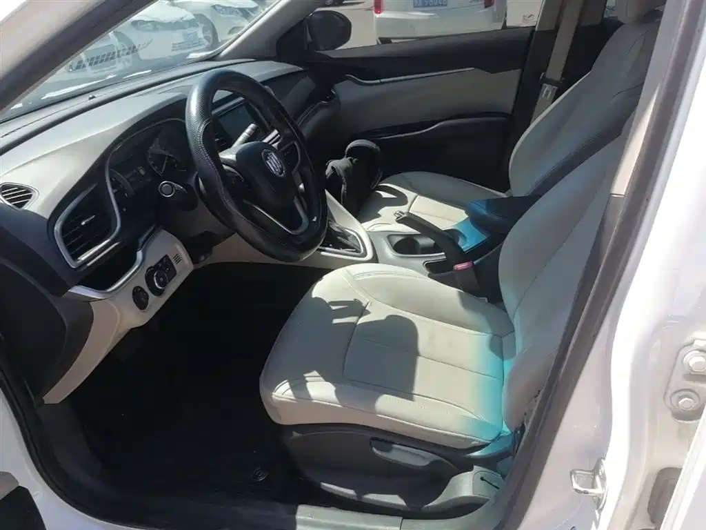 Buick Excelle 2019 15T DCT Connected Elite Type China VI фото 15