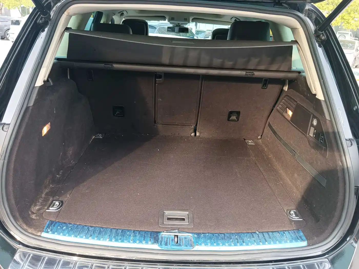 Volkswagen Touareg 2011 3.0TSI Luxury фото 12