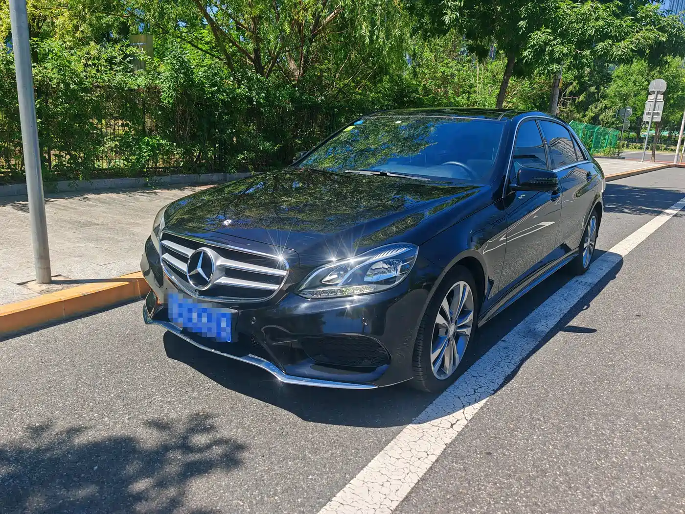Mercedes-Benz E-Class 2015 Facelift E 260 L Sport