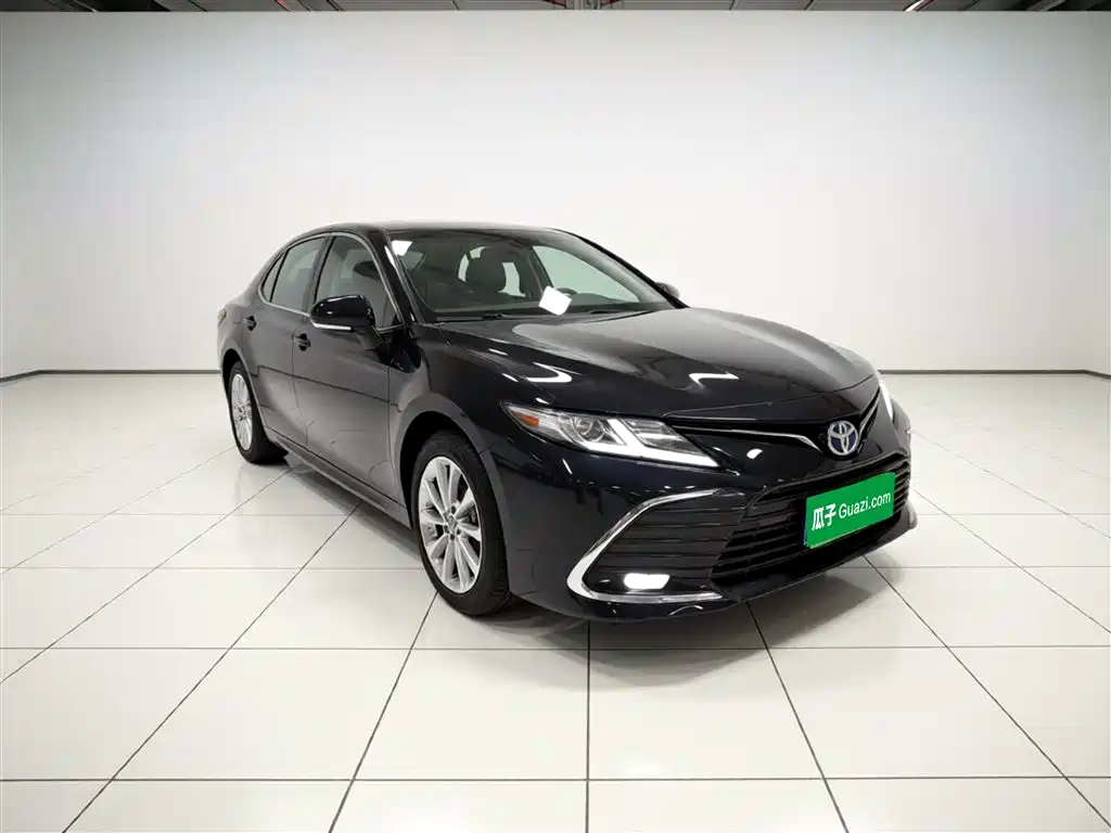Toyota Camry 2023 2.0GVP Leading Edition фото 4