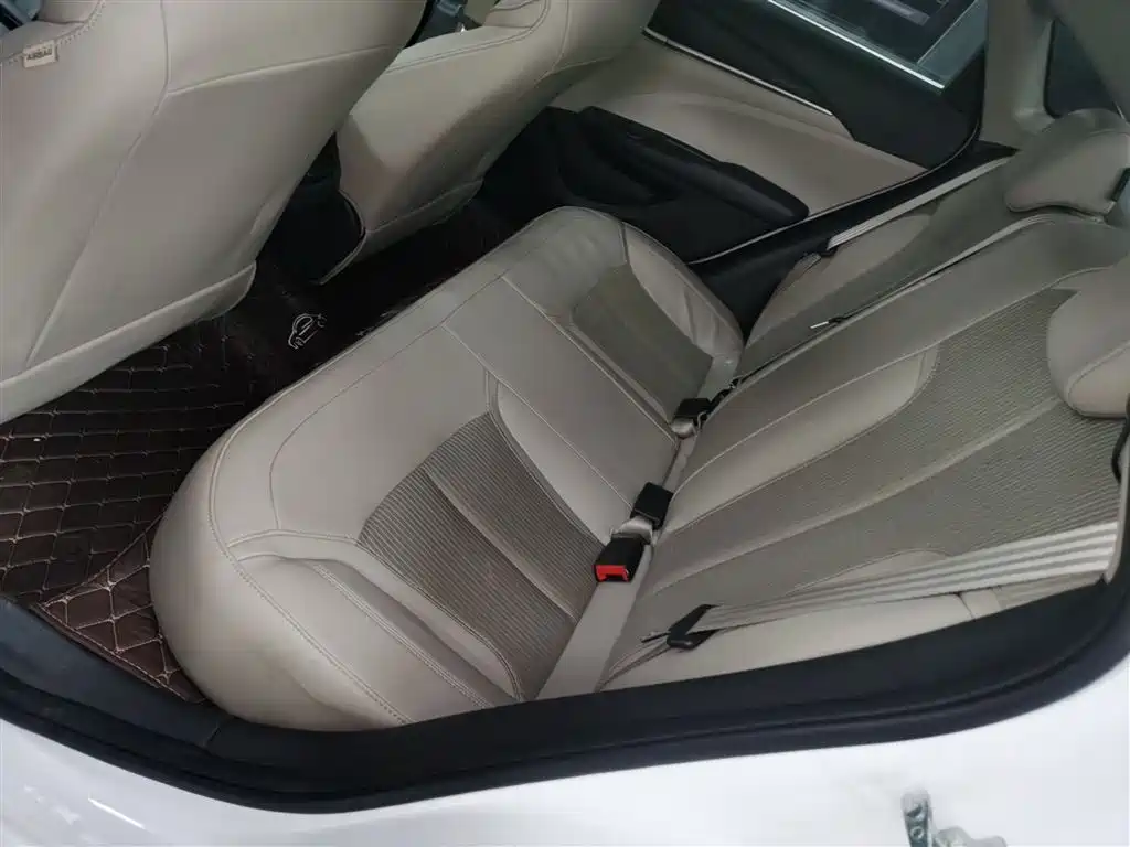 Buick Excelle 2017 15N Automatic Elite фото 13