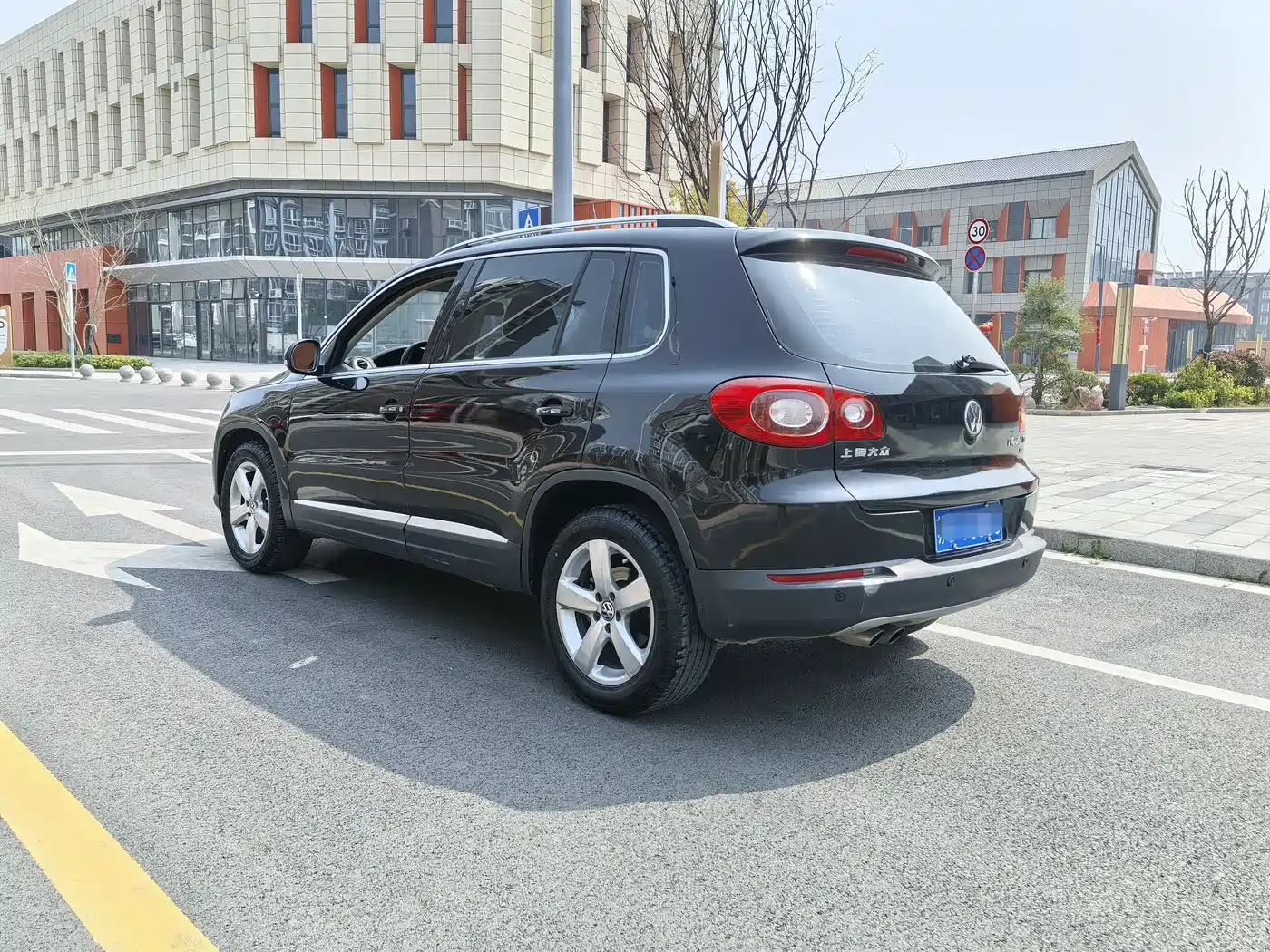 Volkswagen Tiguan 2012 1.8TSI Automatic 4WD Elite Edition фото 4