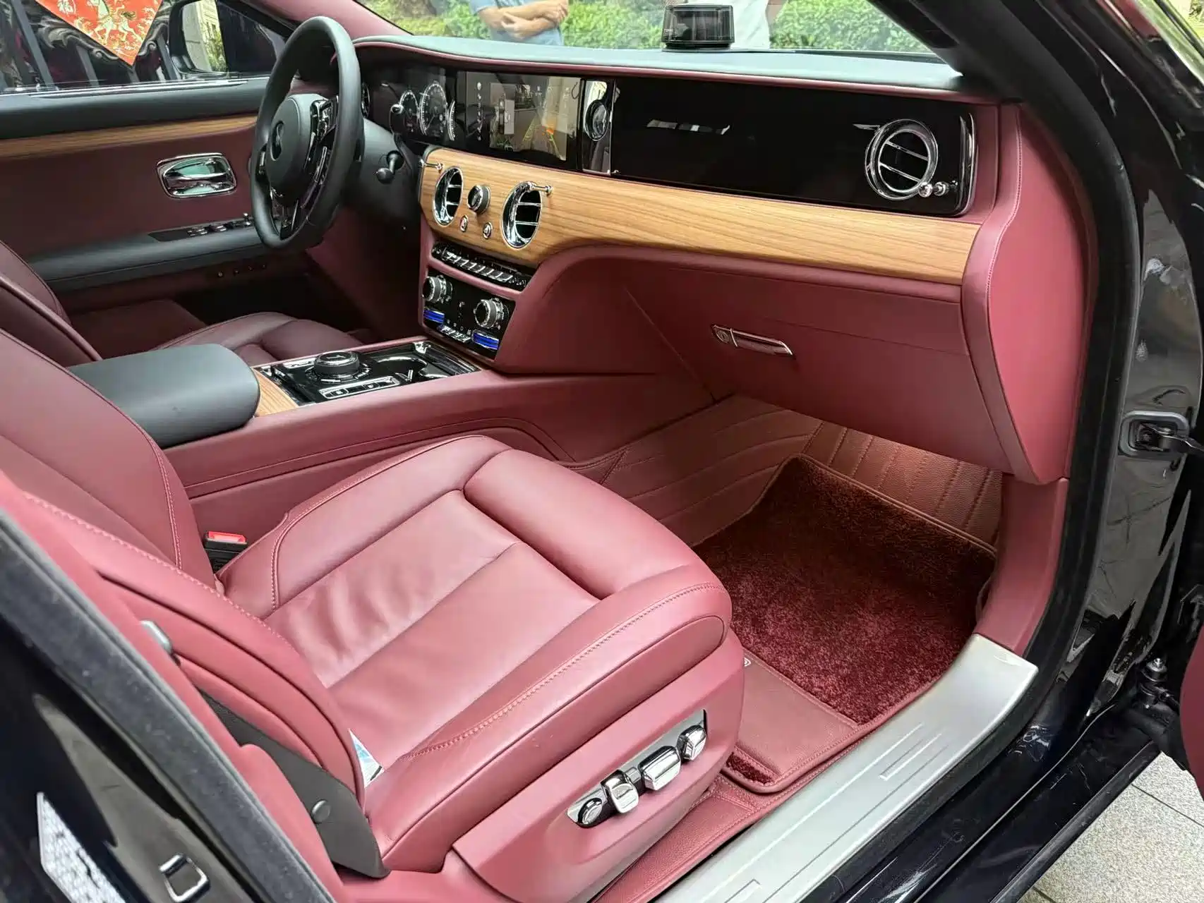 Фото 4 - Rolls-Royce Ghost