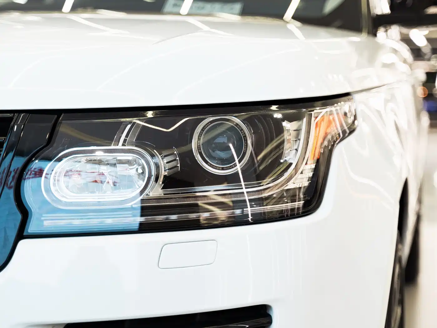 Land Rover Range Rover 2017 3.0 SC V6 Golden Age Edition фото 8