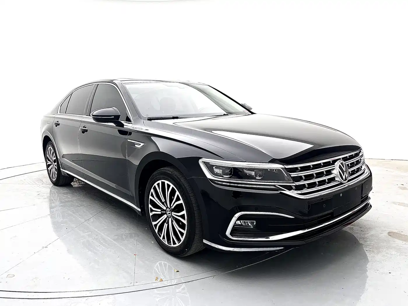 Volkswagen Phideon 2021 380TSI Luxury Edition фото 3
